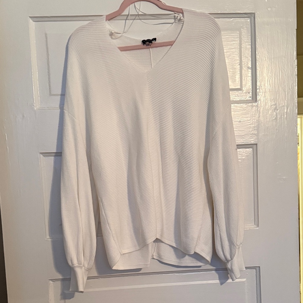 1. State Cream V-Neck Ribbed Pullover Sweater